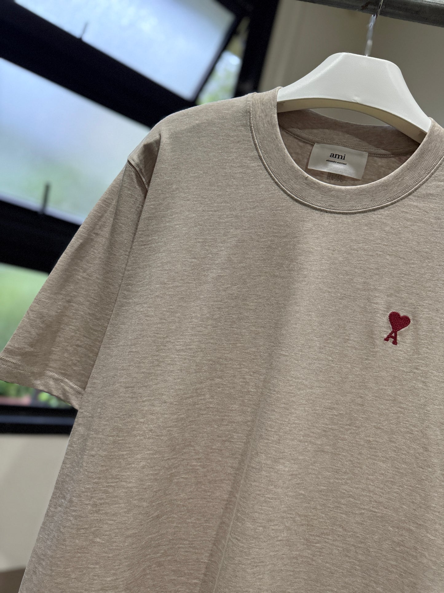 AMI de Coeur T-Shirt (Light Brown)