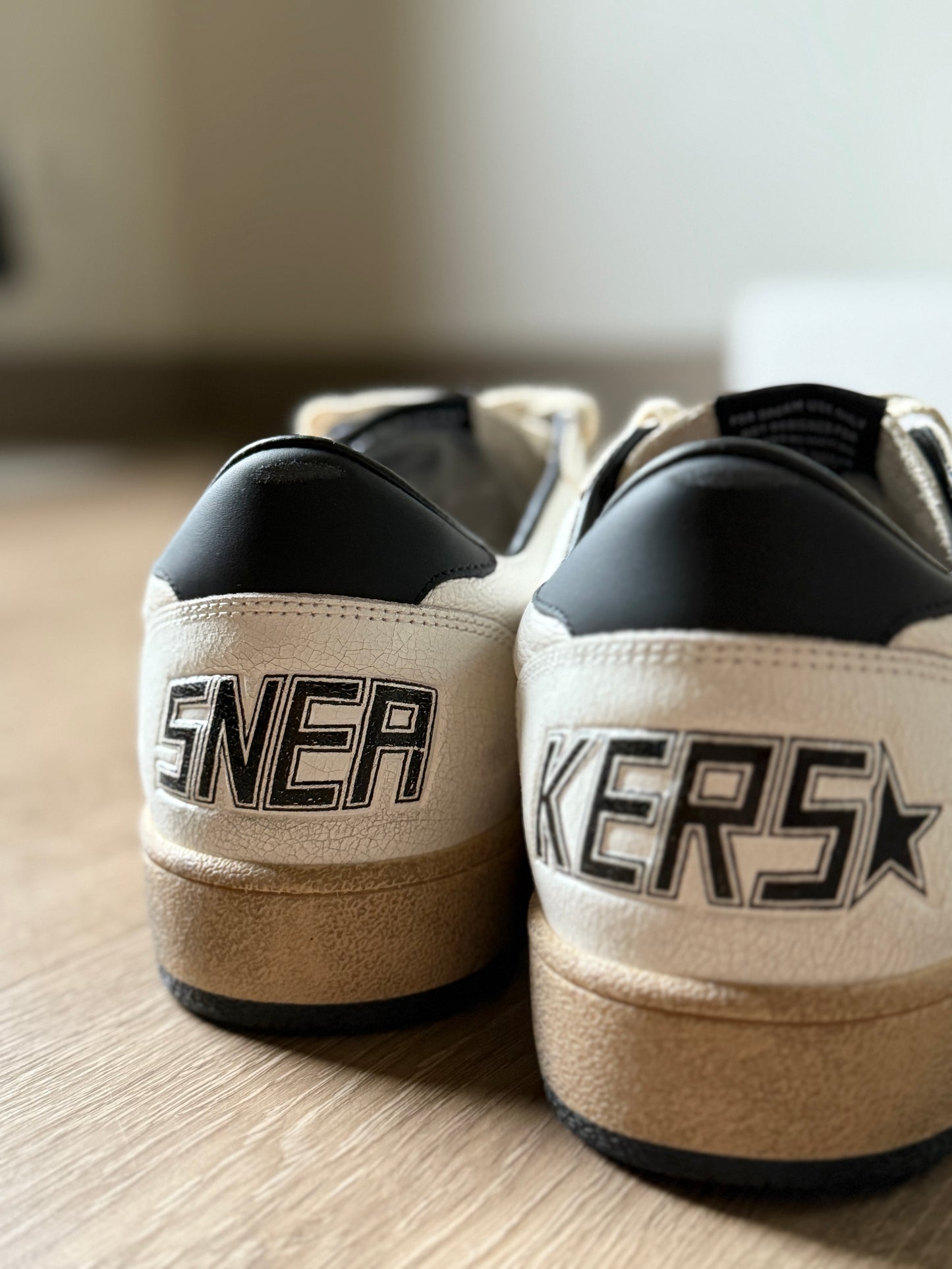 Golden Goose Ballstar (Black/White)