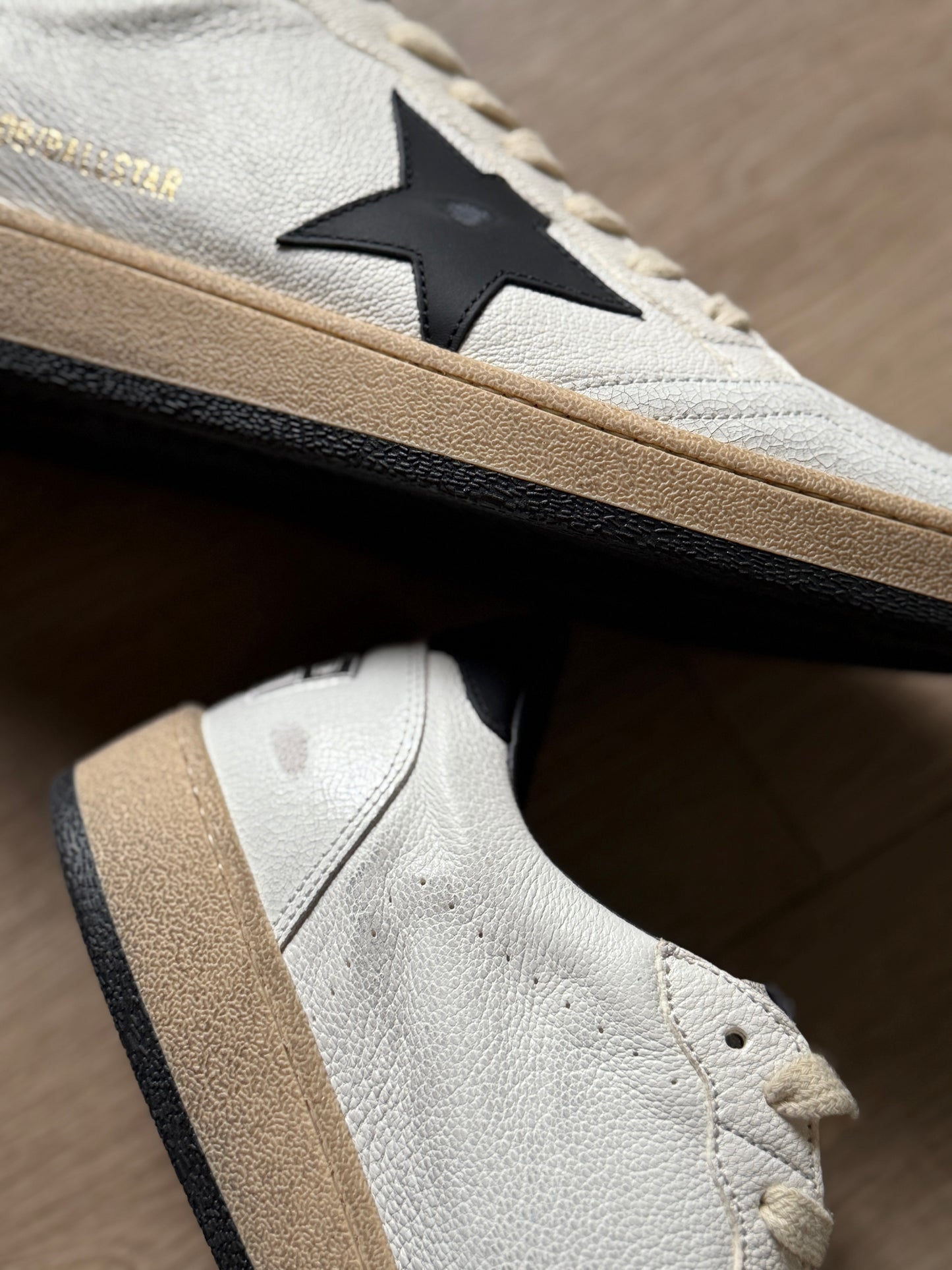 Golden Goose Ballstar (Black/White)