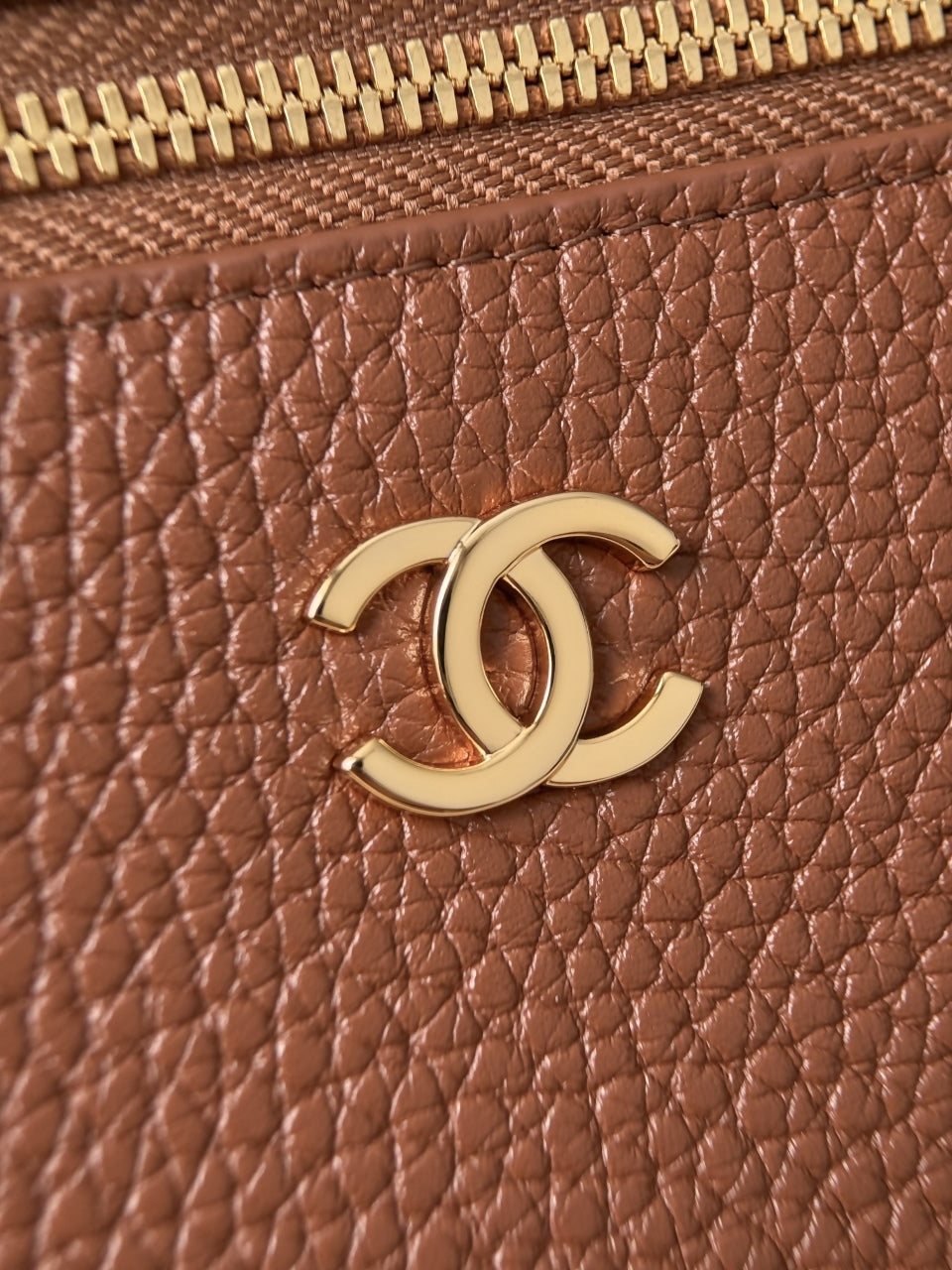 [VIP Members] CH Vanity Case