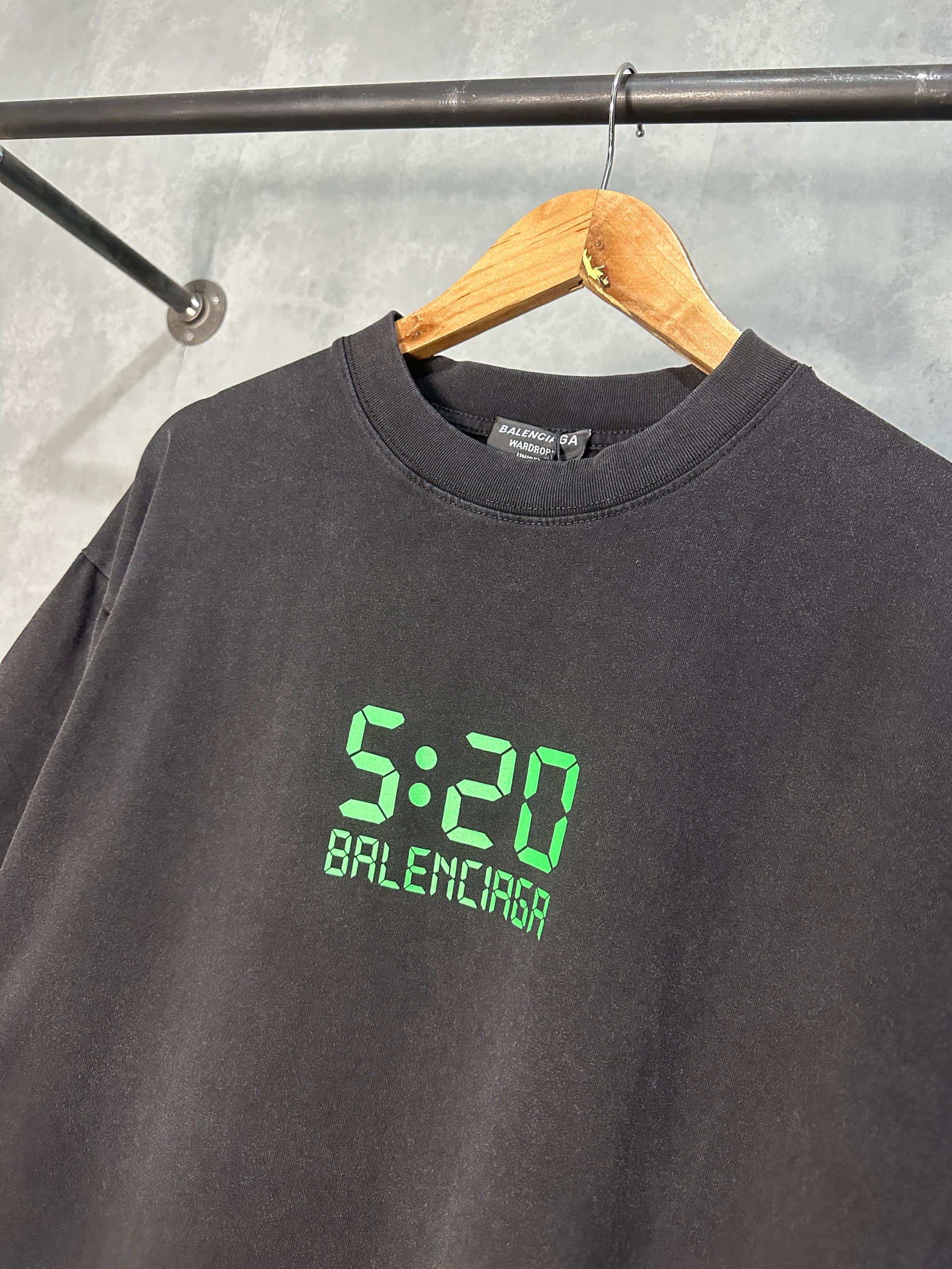 balenciaga 5 20 t shirt