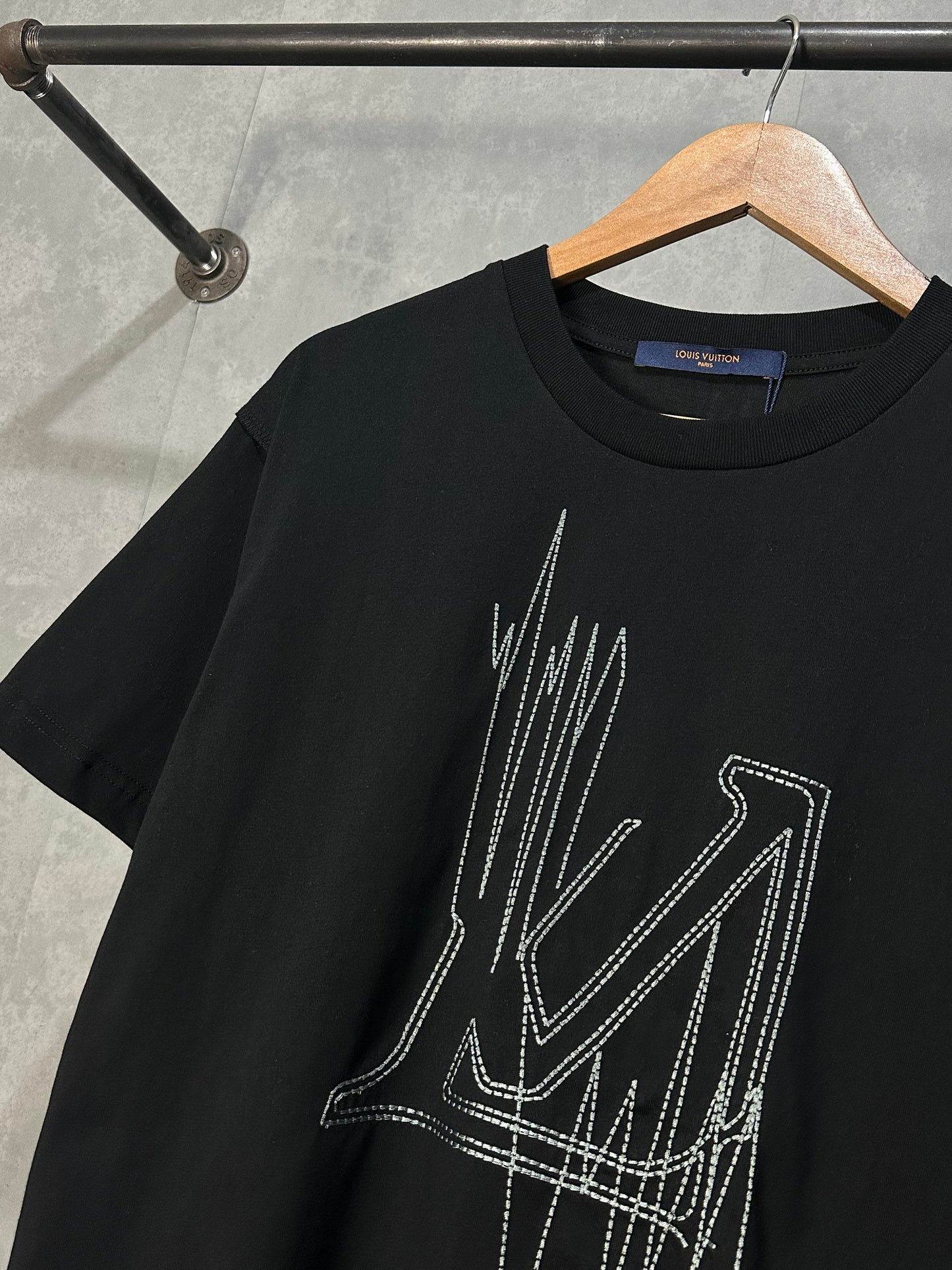 Louis Vuitton Louis Vuitton Black Frequency Embroidered T-Shirt